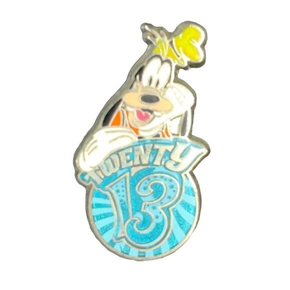 Disney Goofy Trading Pin 2013 Hat Lapel Pin Brooch Badge Accessories Jewelry Pin - Picture 1 of 6